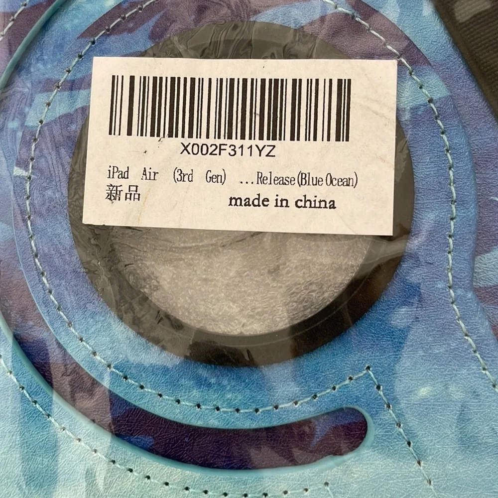 I - Pad Air 3rd Generation Case Blue Ocean NWT